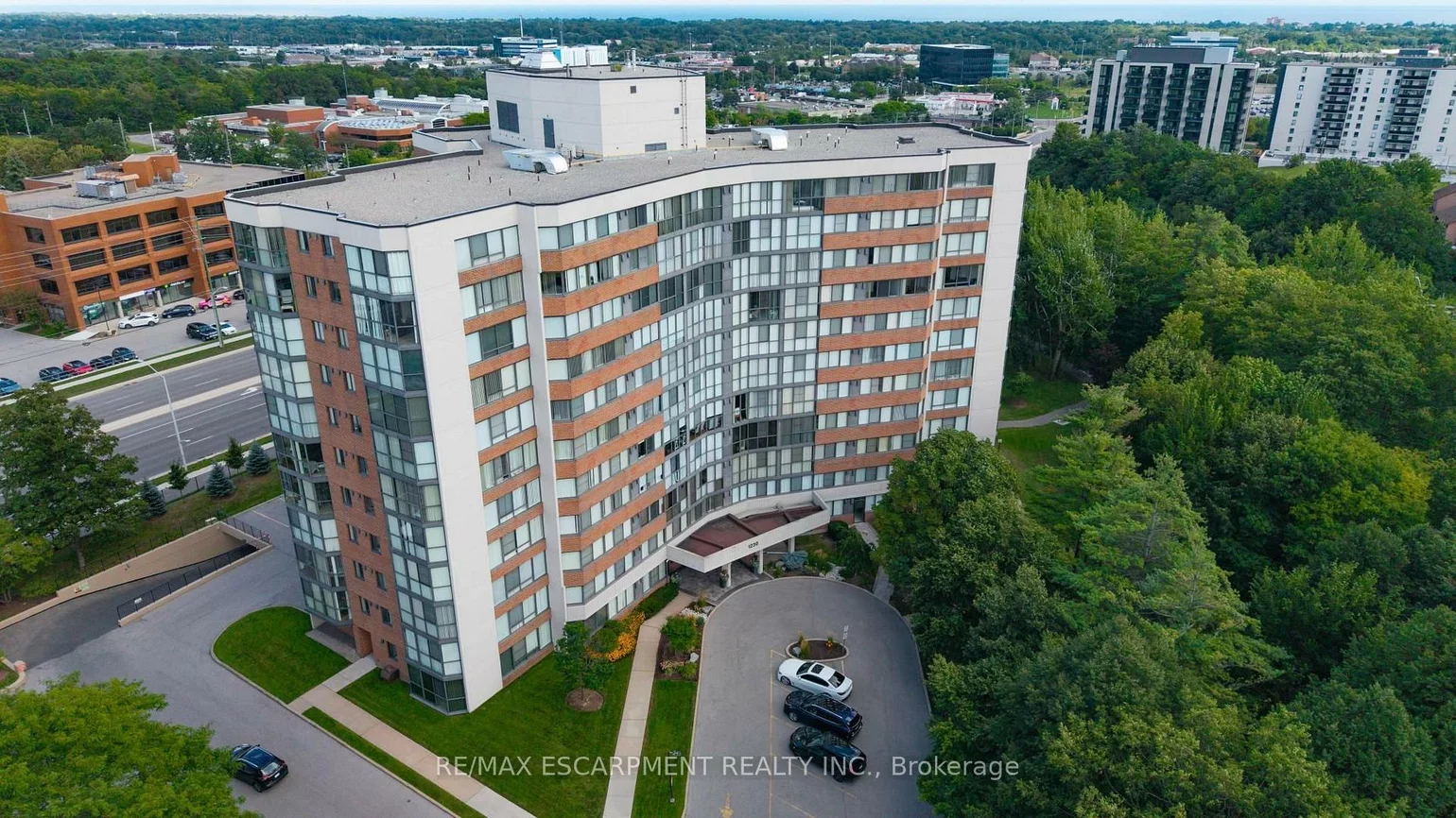 1230, Marlborough, 1003 - CP College Park, Oakville