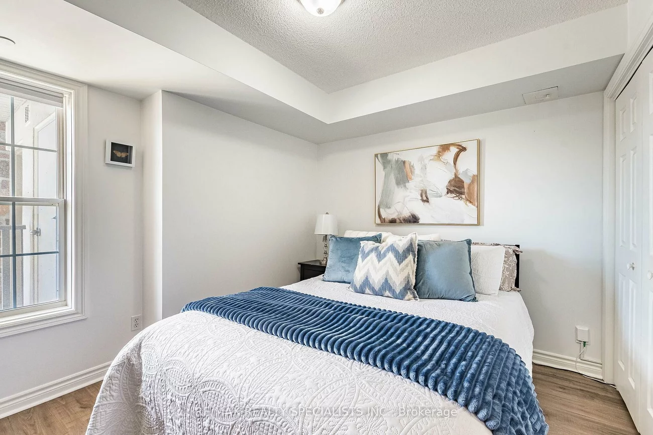1480, Bishops, 1007 - GA Glen Abbey, Oakville