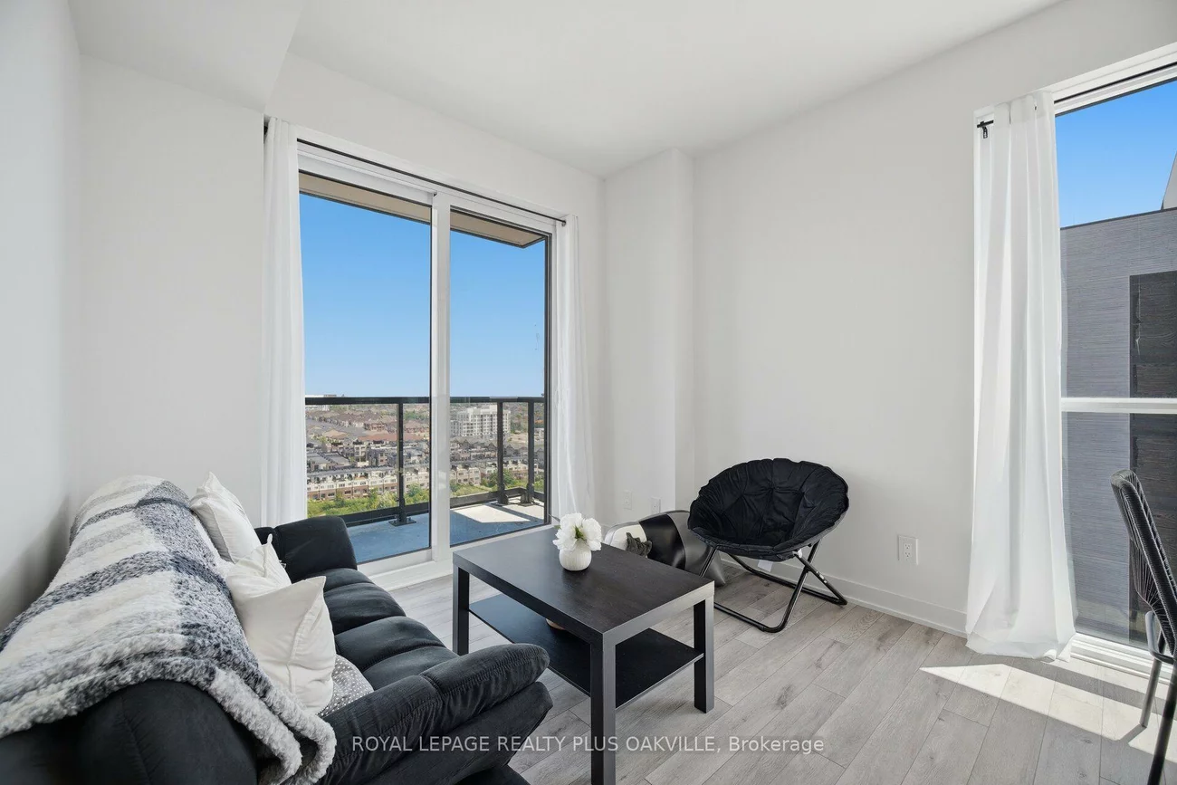 3079, Trafalgar, 1010 - JM Joshua Meadows, Oakville