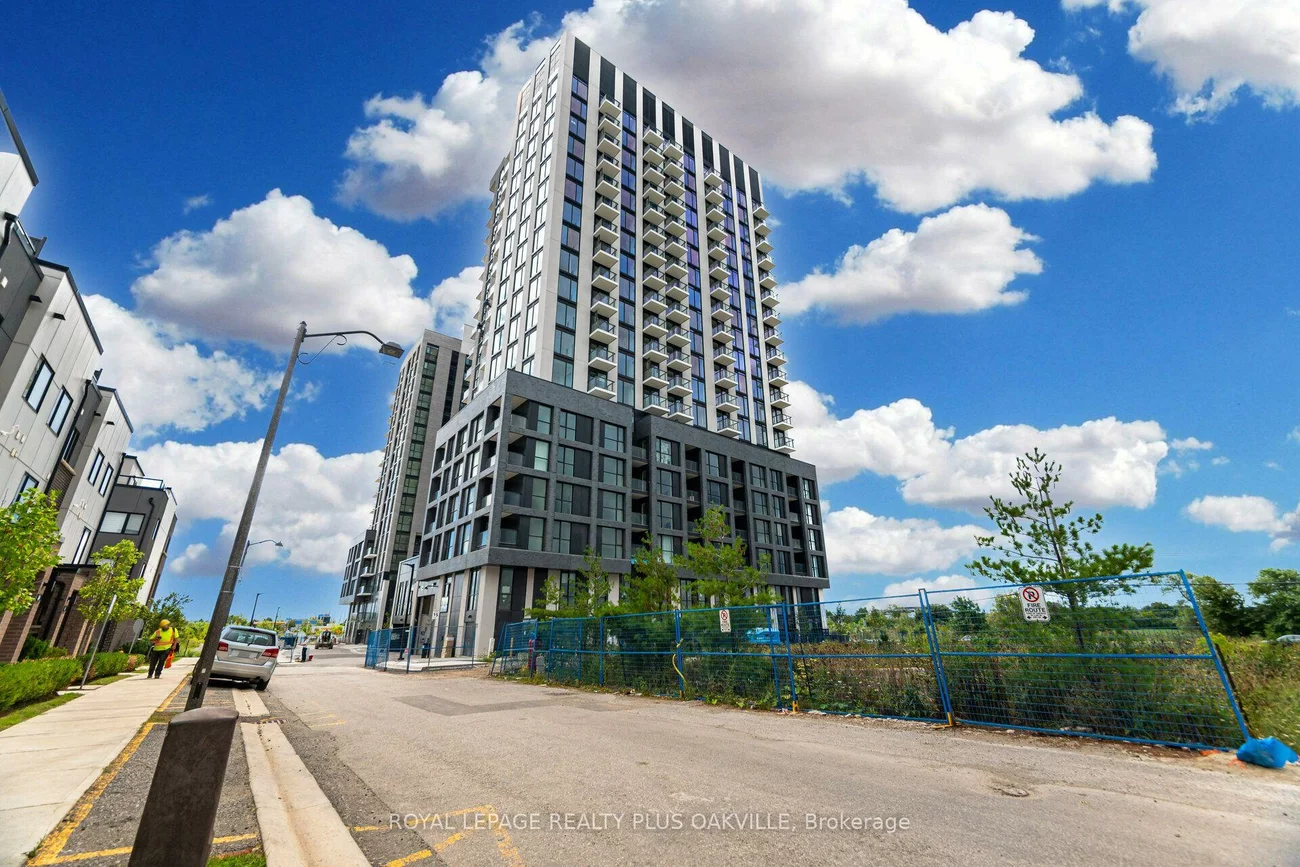 3079, Trafalgar, 1010 - JM Joshua Meadows, Oakville