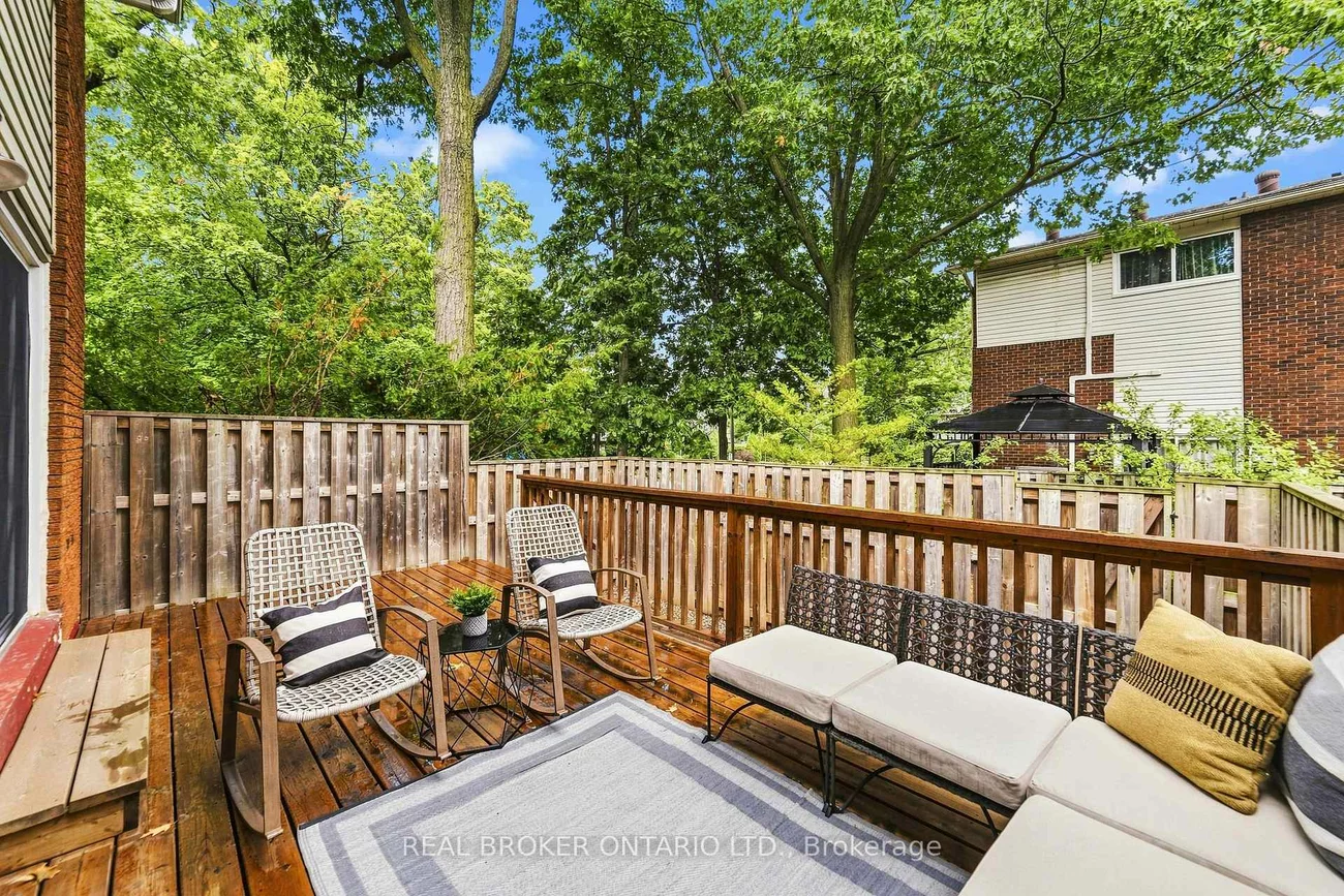 1270, Gainsborough, 1005 - FA Falgarwood, Oakville
