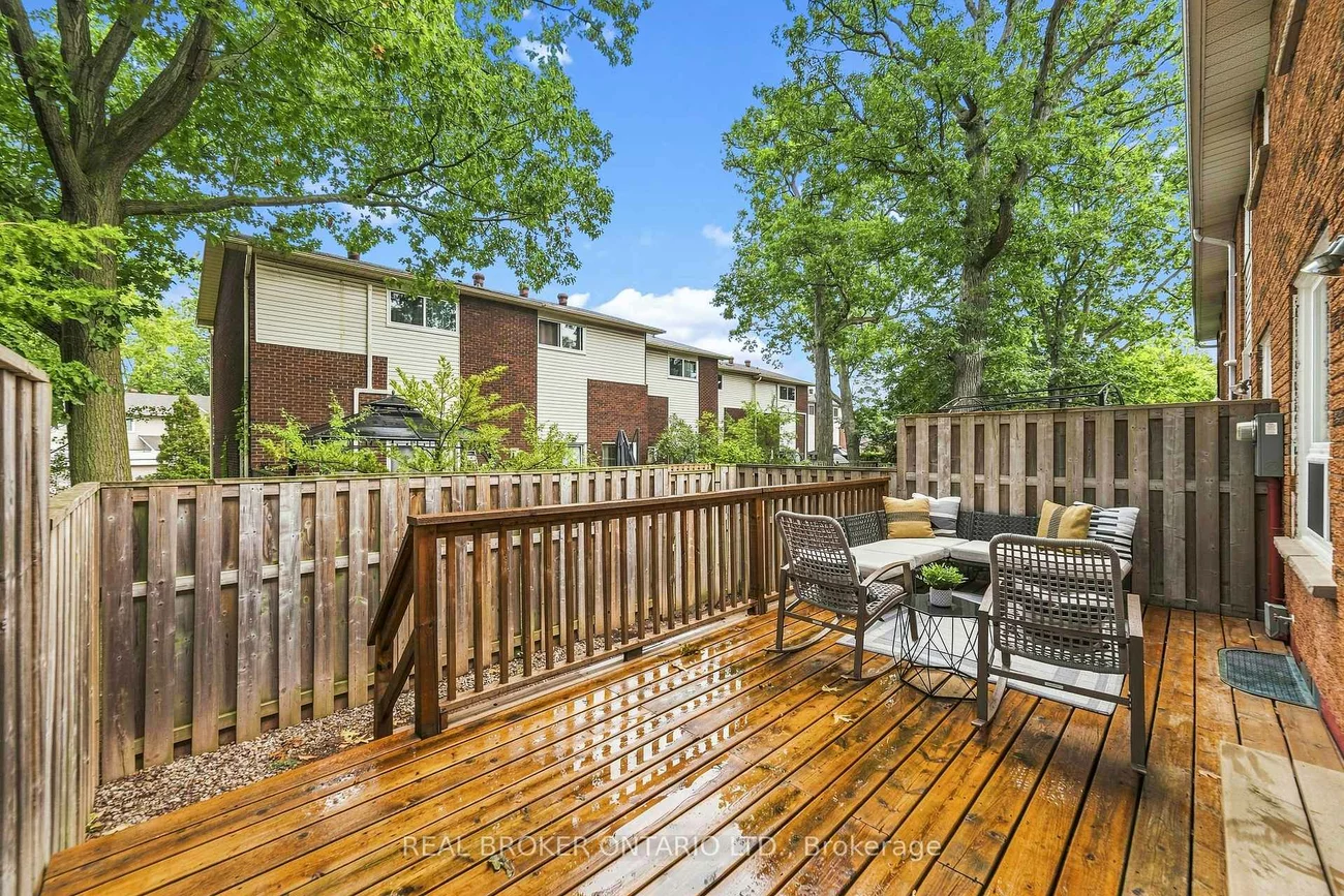 1270, Gainsborough, 1005 - FA Falgarwood, Oakville