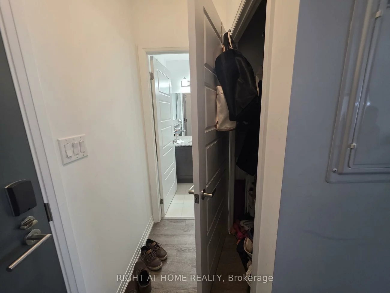 3285, Carding Mill, 1008 - GO Glenorchy, Oakville