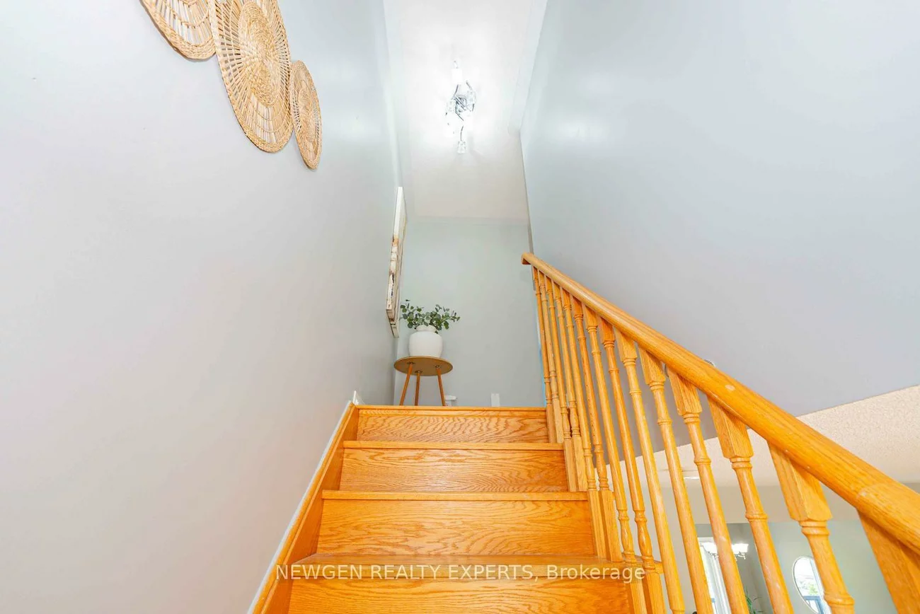 109, Georgian, 1015 - RO River Oaks, Oakville