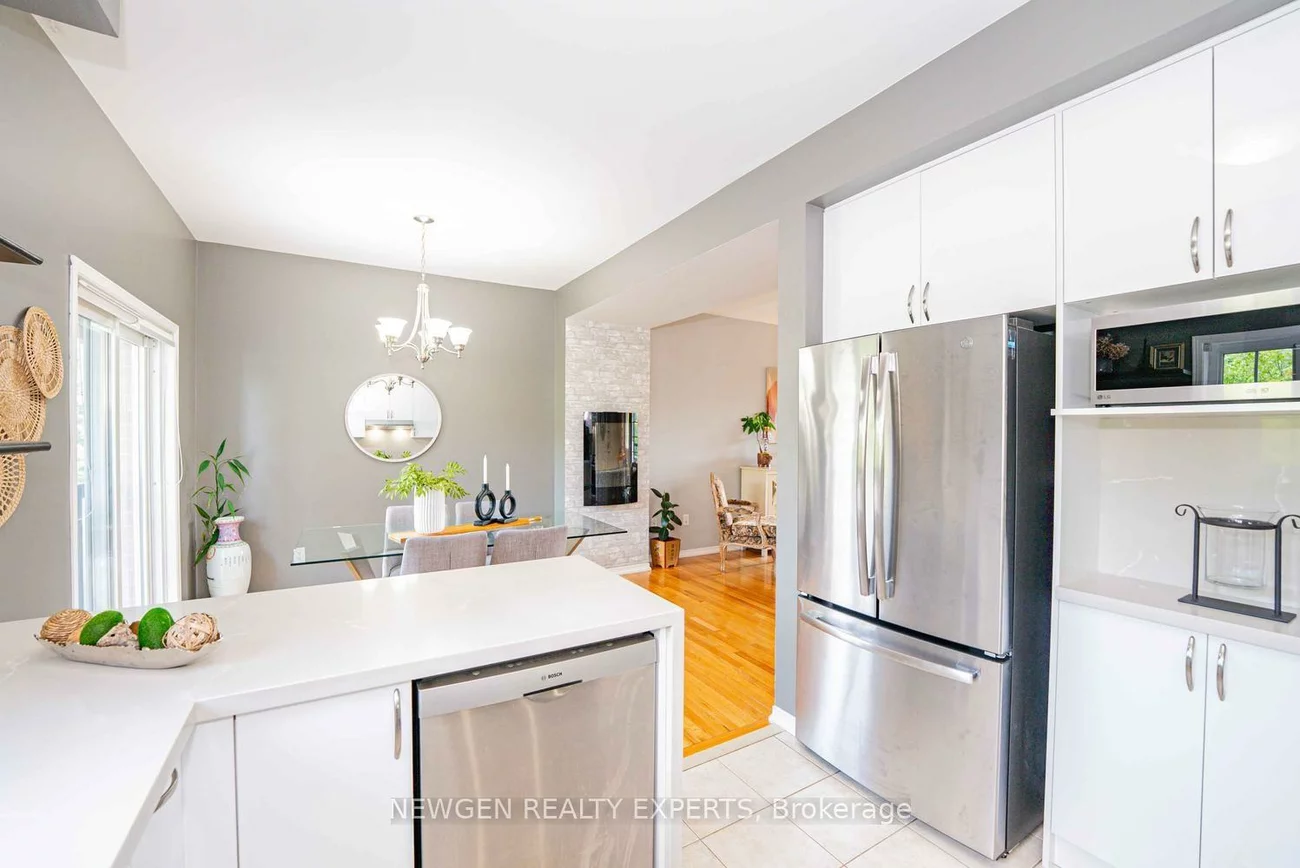 109, Georgian, 1015 - RO River Oaks, Oakville