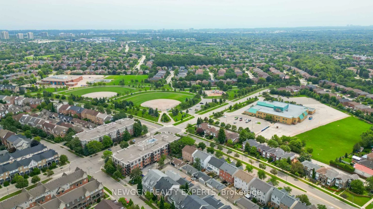 109, Georgian, 1015 - RO River Oaks, Oakville