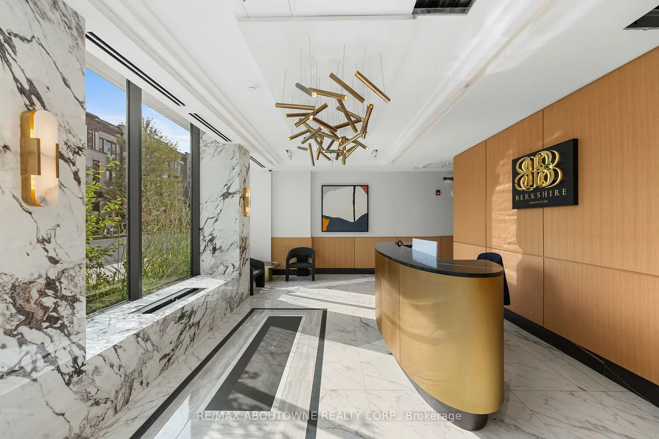 123, Maurice, 1002 - CO Central, Oakville