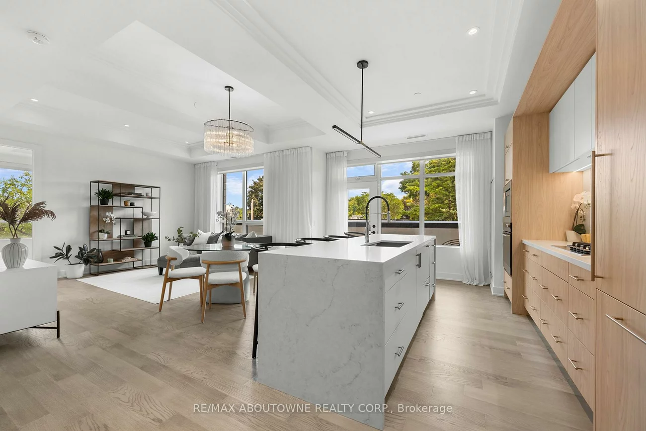 123, Maurice, 1002 - CO Central, Oakville