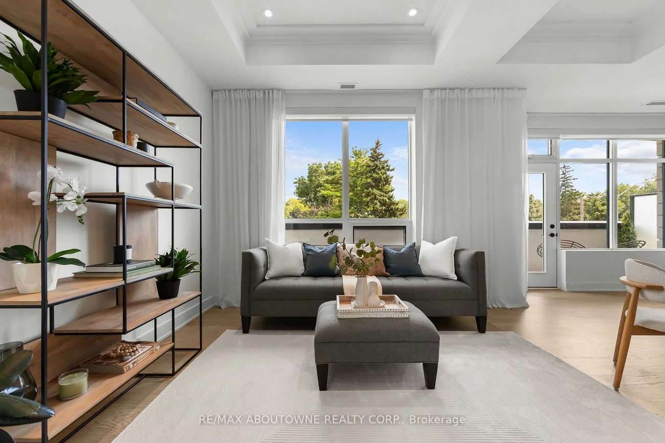 123, Maurice, 1002 - CO Central, Oakville