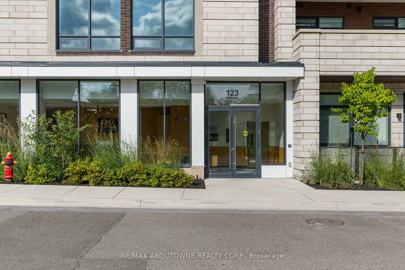 123, Maurice, 1002 - CO Central, Oakville