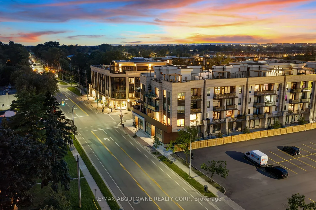 123, Maurice, 1002 - CO Central, Oakville