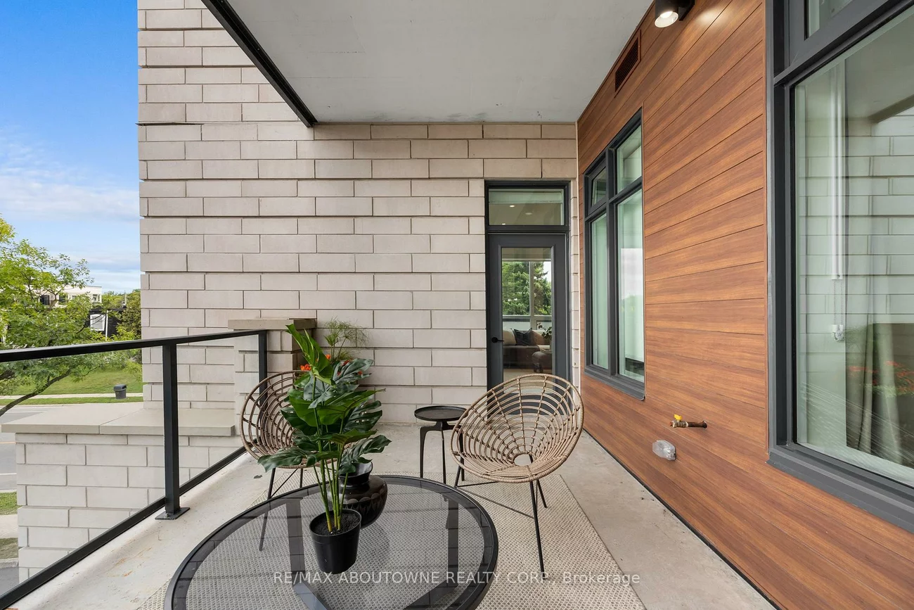 123, Maurice, 1002 - CO Central, Oakville
