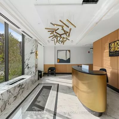 123, Maurice, 1002 - CO Central, Oakville