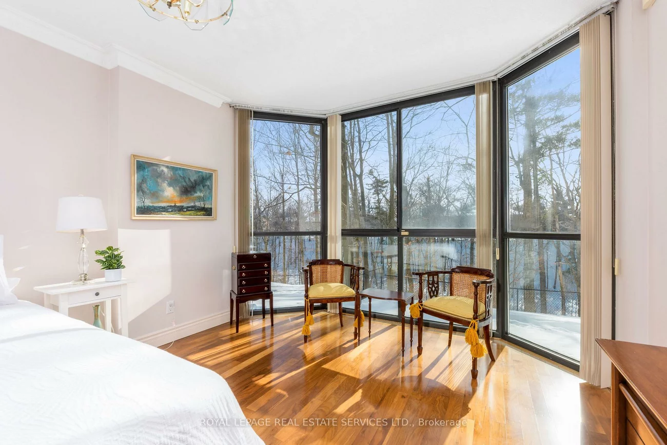 1240, Marlborough, 1003 - CP College Park, Oakville