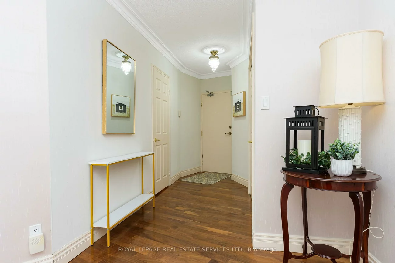 1240, Marlborough, 1003 - CP College Park, Oakville