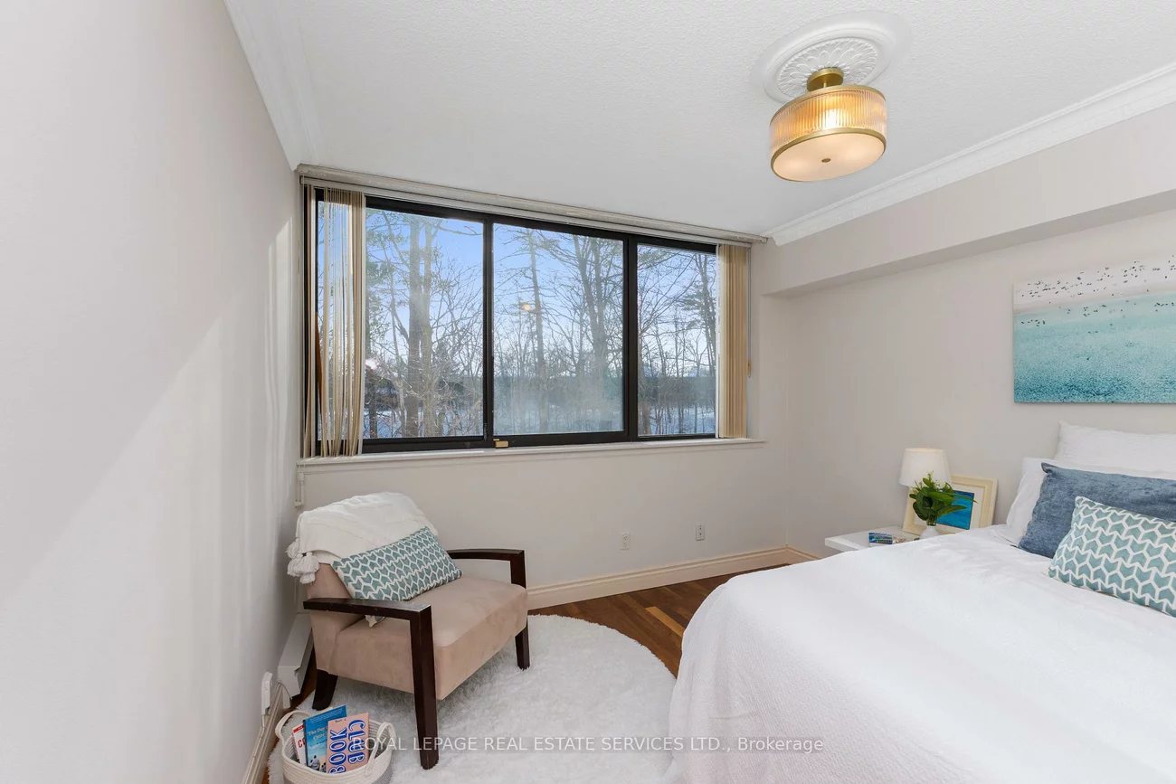 1240, Marlborough, 1003 - CP College Park, Oakville