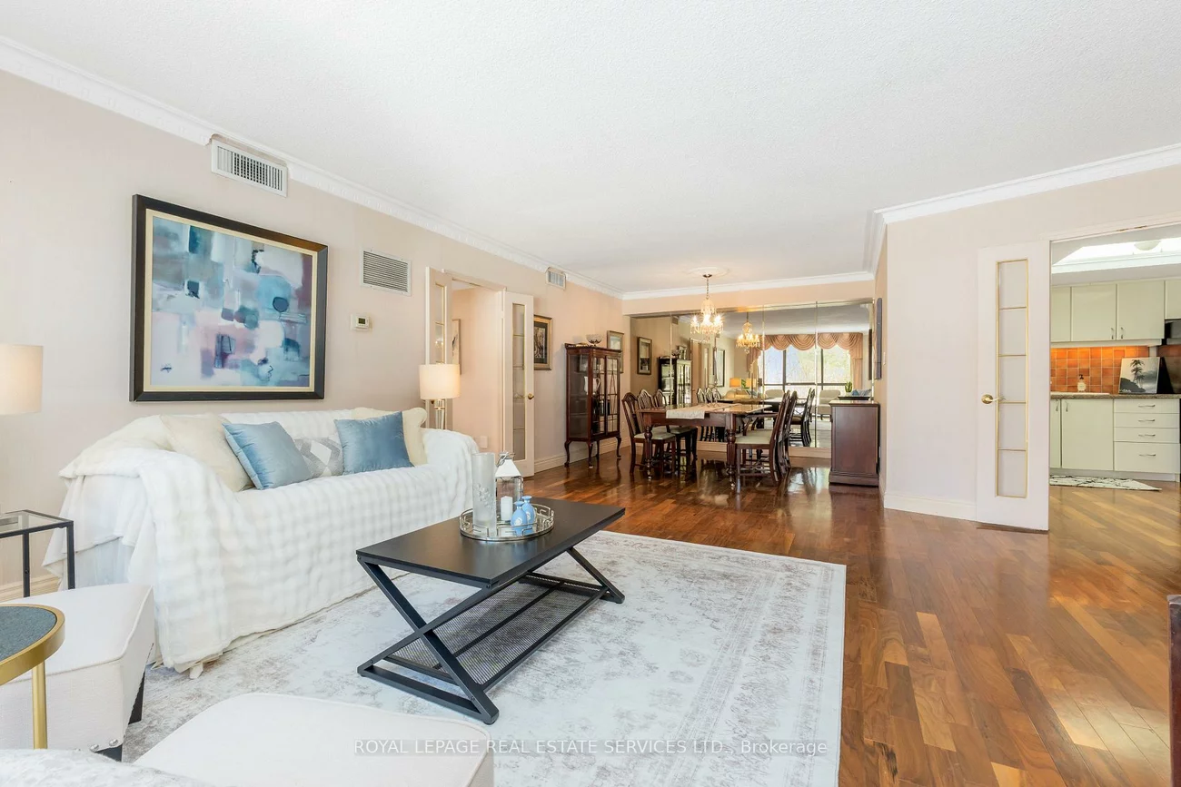 1240, Marlborough, 1003 - CP College Park, Oakville