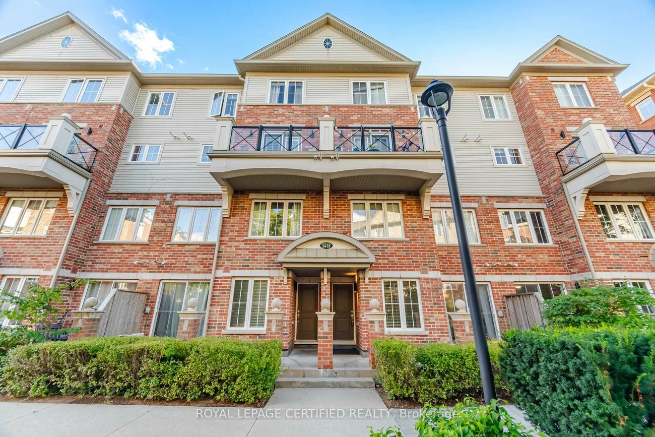 2551, Sixth, 1015 - RO River Oaks, Oakville