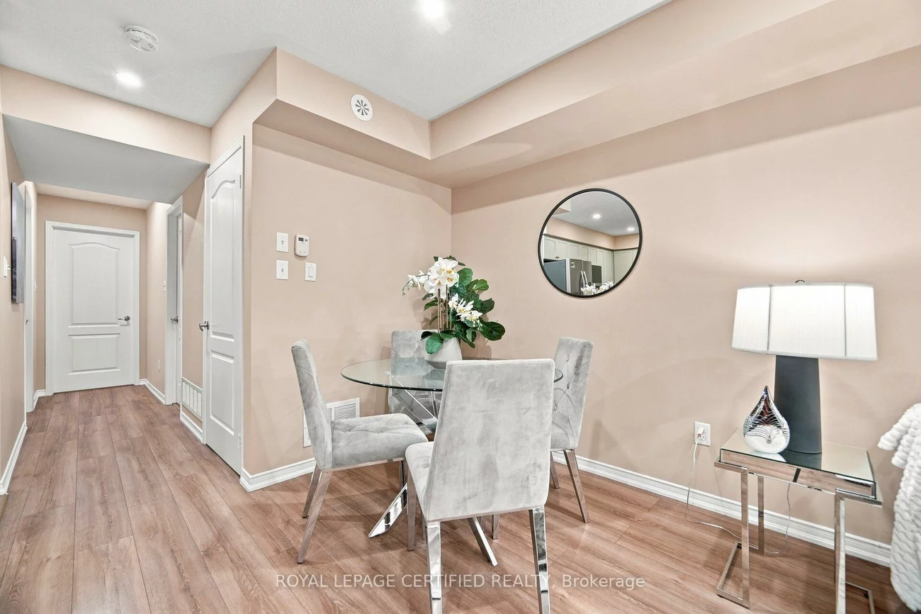 2551, Sixth, 1015 - RO River Oaks, Oakville