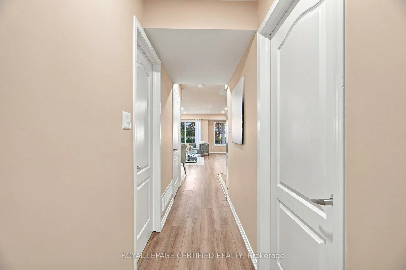 2551, Sixth, 1015 - RO River Oaks, Oakville