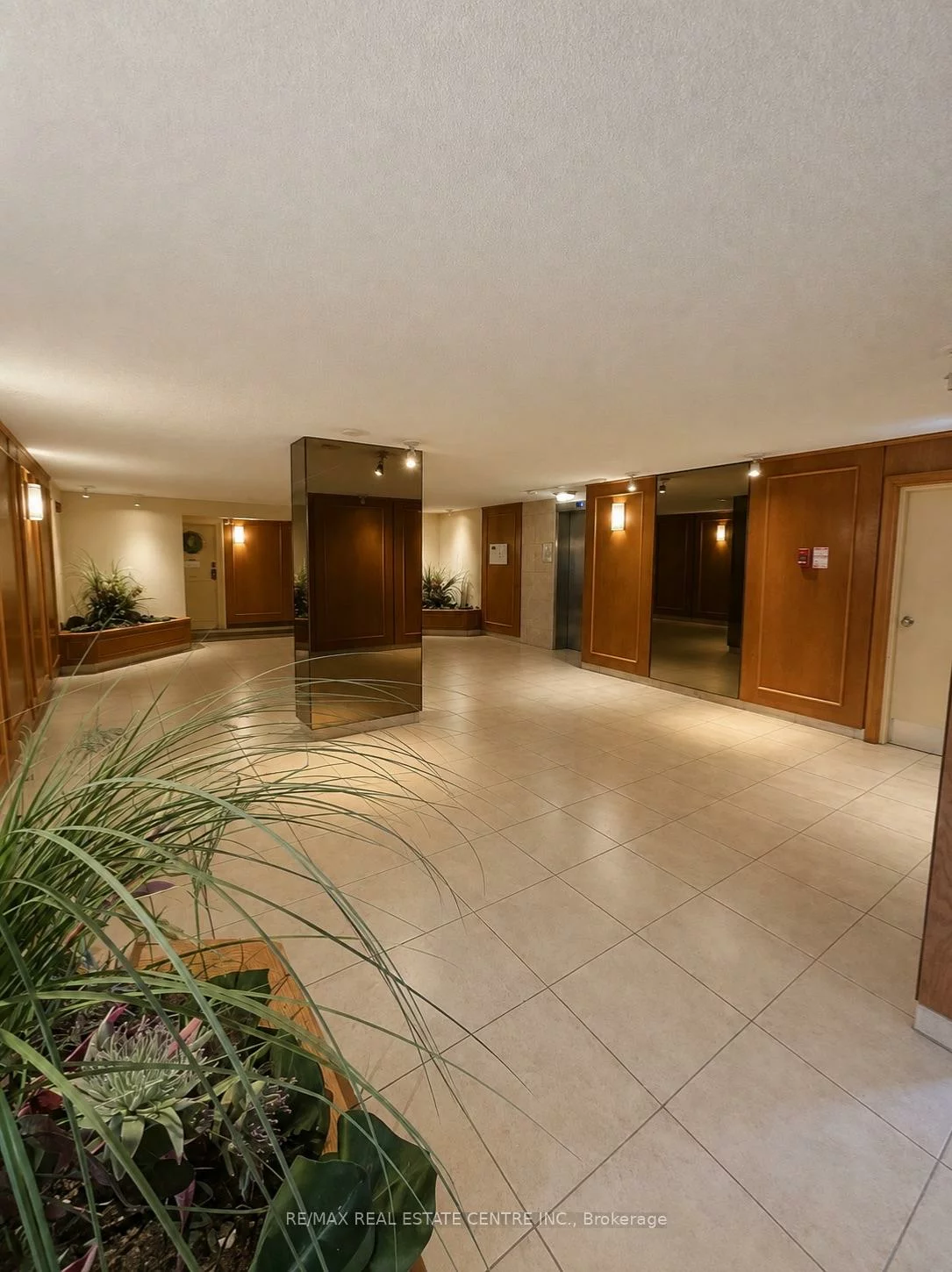 1300, Marlborough, 1005 - FA Falgarwood, Oakville