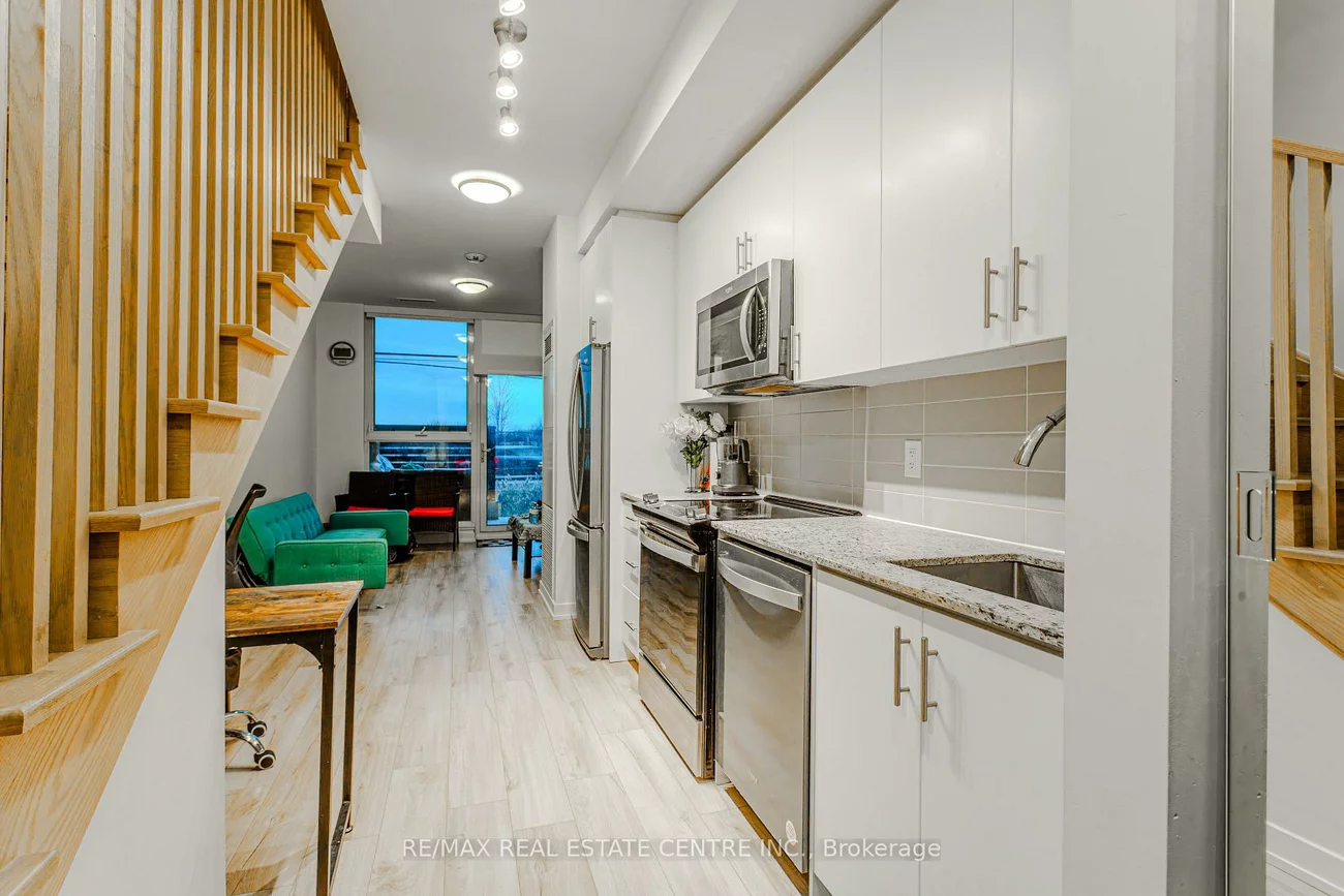 345, Wheat Boom, 1010 - JM Joshua Meadows, Oakville