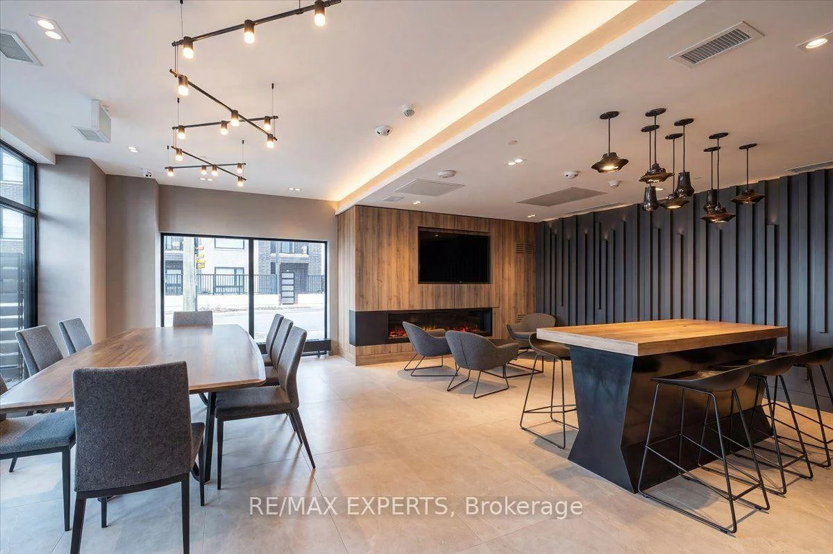 335, Wheat Boom, 1010 - JM Joshua Meadows, Oakville
