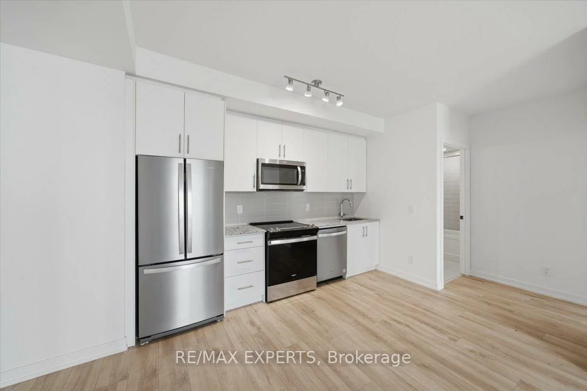 335, Wheat Boom, 1010 - JM Joshua Meadows, Oakville