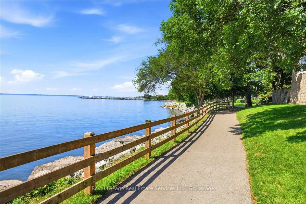 2120, Marine, 1001 - BR Bronte, Oakville