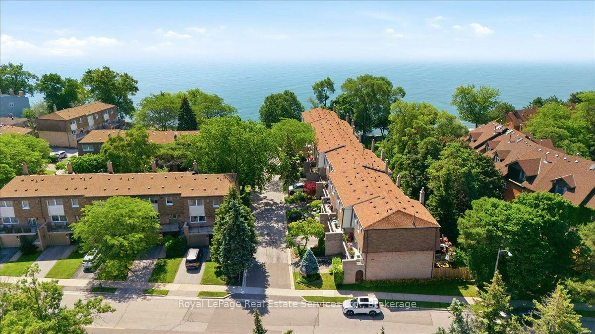 2120, Marine, 1001 - BR Bronte, Oakville