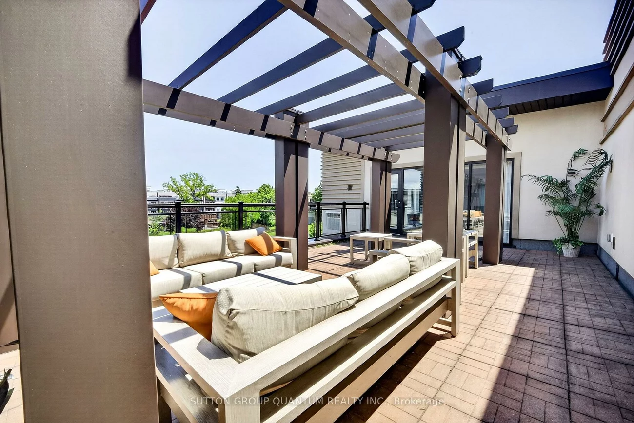 128, Garden, 1002 - CO Central, Oakville