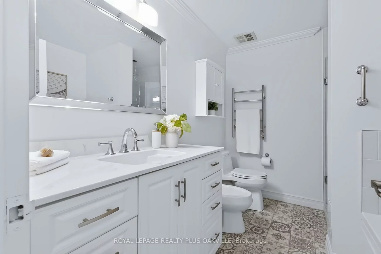 2511, Lakeshore, 1001 - BR Bronte, Oakville