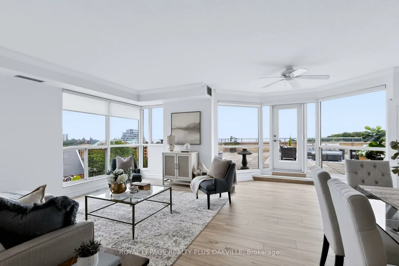 2511, Lakeshore, 1001 - BR Bronte, Oakville