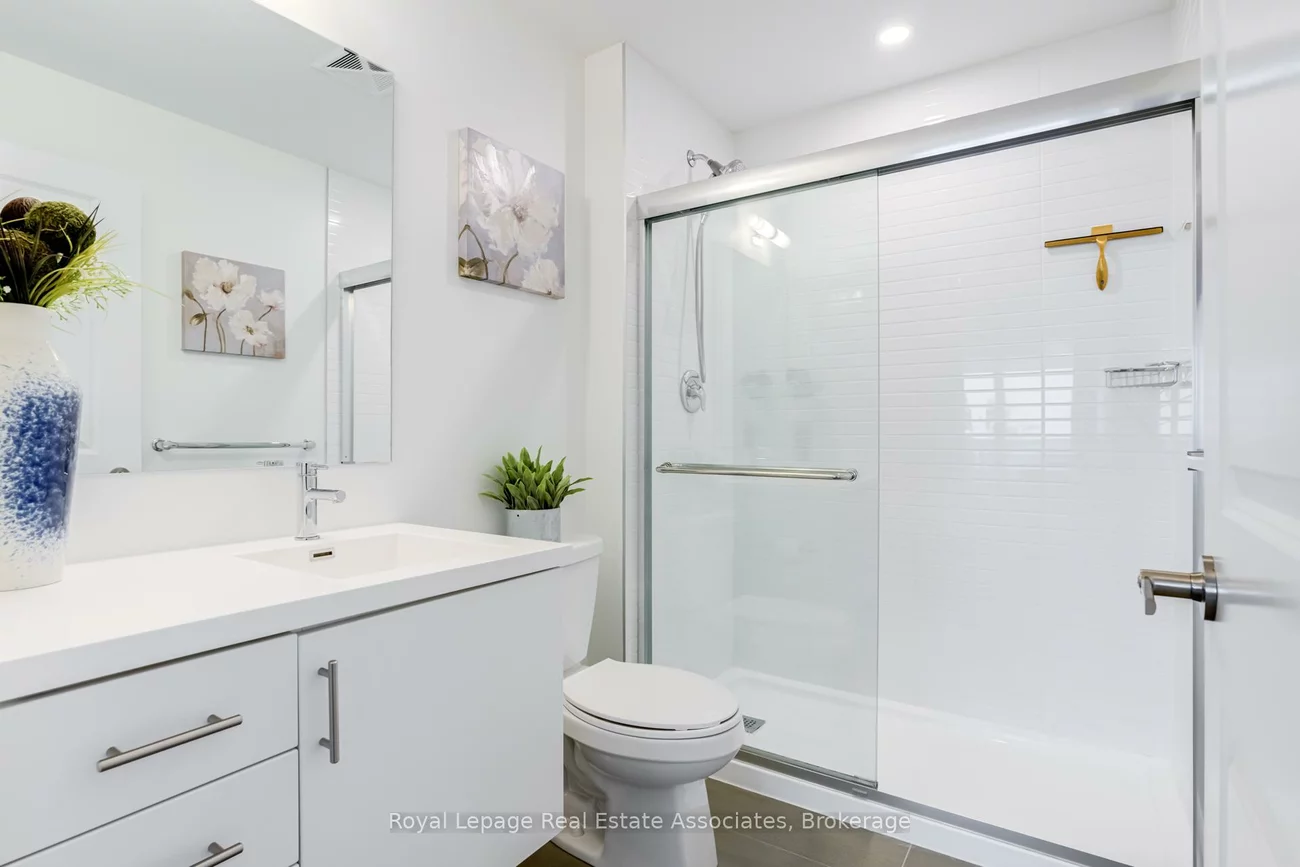 3200, William Coltson, 1010 - JM Joshua Meadows, Oakville