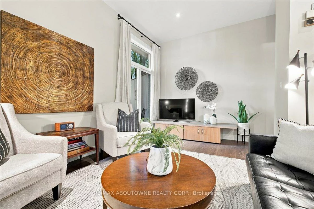 1250, Marlborough, 1003 - CP College Park, Oakville