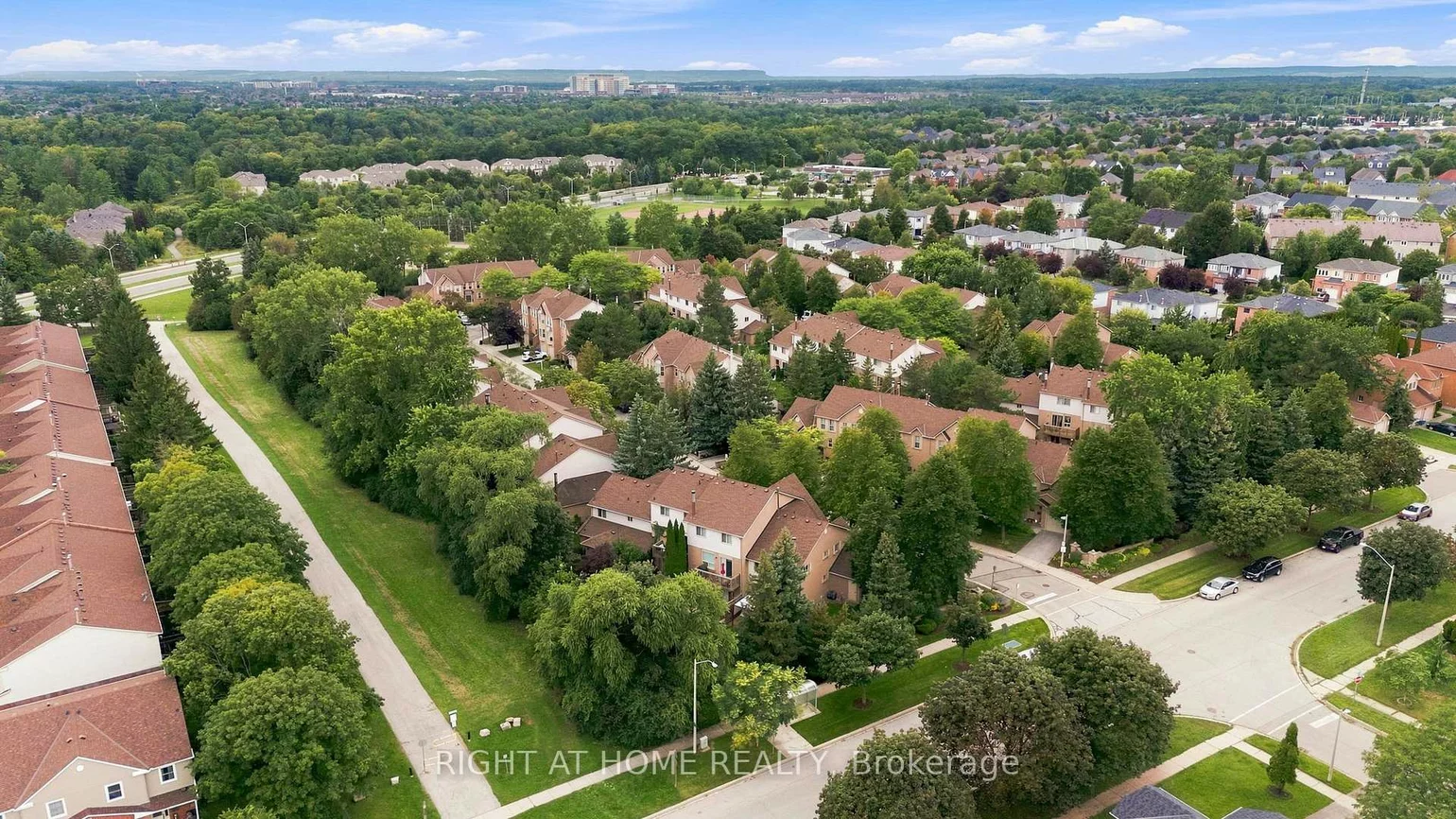 2272, Mowat, 1015 - RO River Oaks, Oakville
