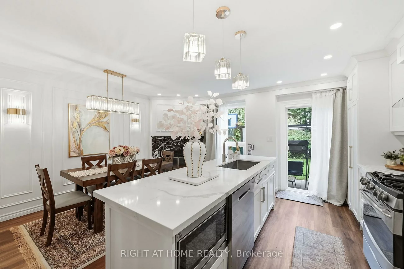 2272, Mowat, 1015 - RO River Oaks, Oakville