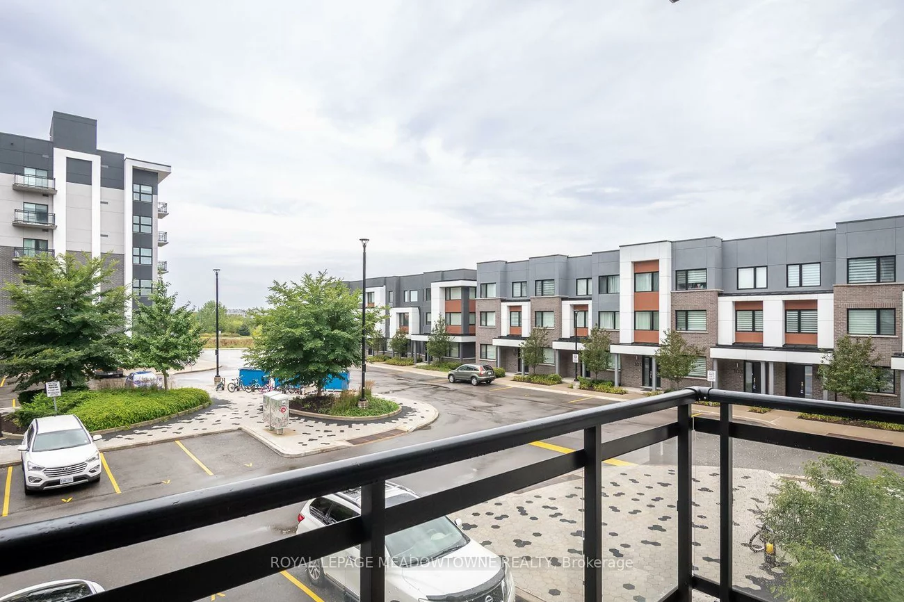 102, Grovewood, 1008 - GO Glenorchy, Oakville