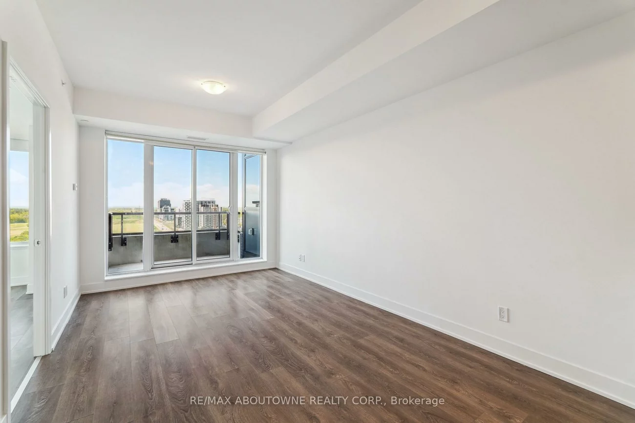297, Oak Walk, 1015 - RO River Oaks, Oakville