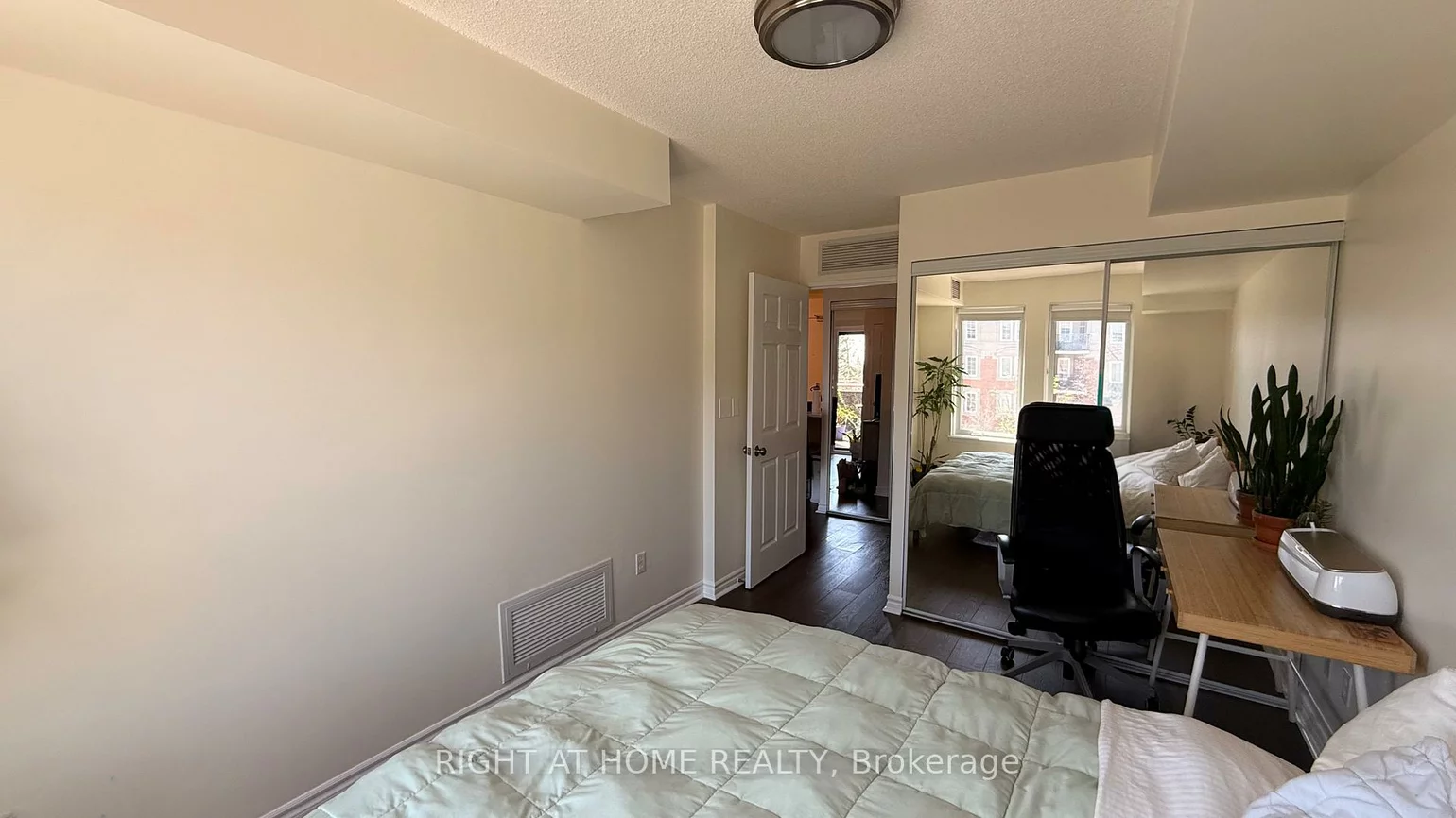 2300, Parkhaven, 1015 - RO River Oaks, Oakville