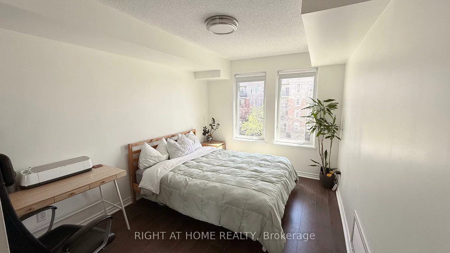 2300, Parkhaven, 1015 - RO River Oaks, Oakville