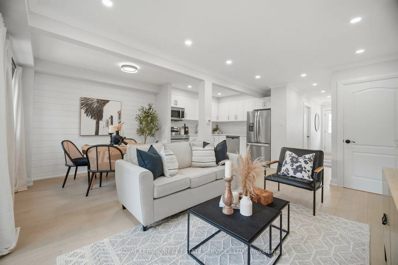 2411, Sovereign, 1001 - BR Bronte, Oakville