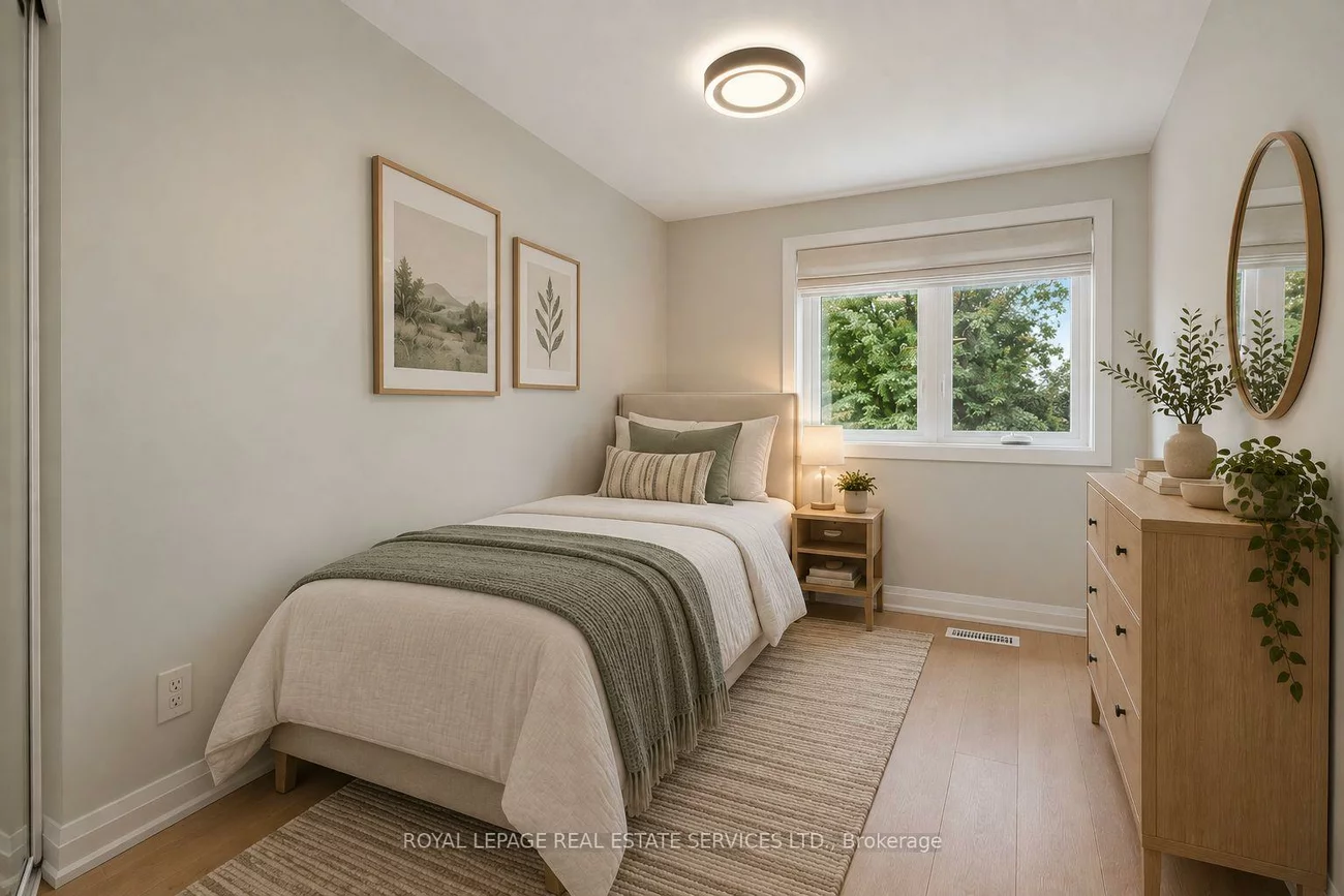 2411, Sovereign, 1001 - BR Bronte, Oakville