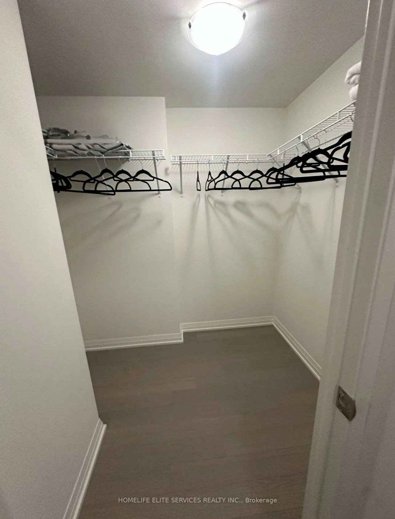 1415, Dundas, 1010 - JM Joshua Meadows, Oakville