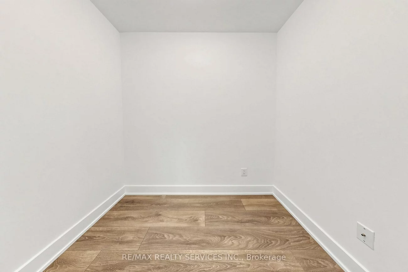 2489, Taunton, 1015 - RO River Oaks, Oakville