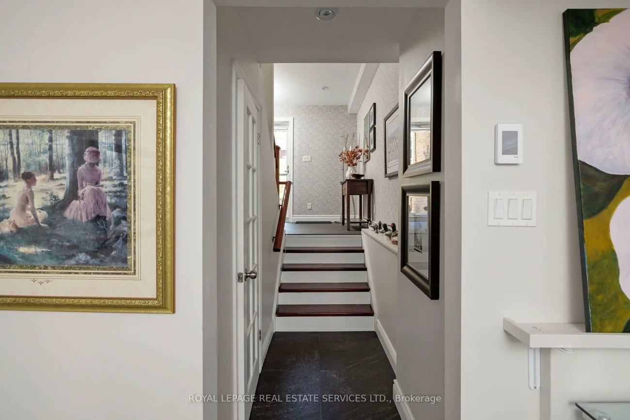 2236, Marine, 1001 - BR Bronte, Oakville