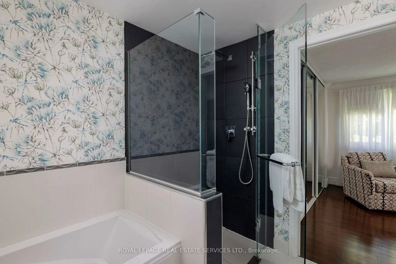 2236, Marine, 1001 - BR Bronte, Oakville