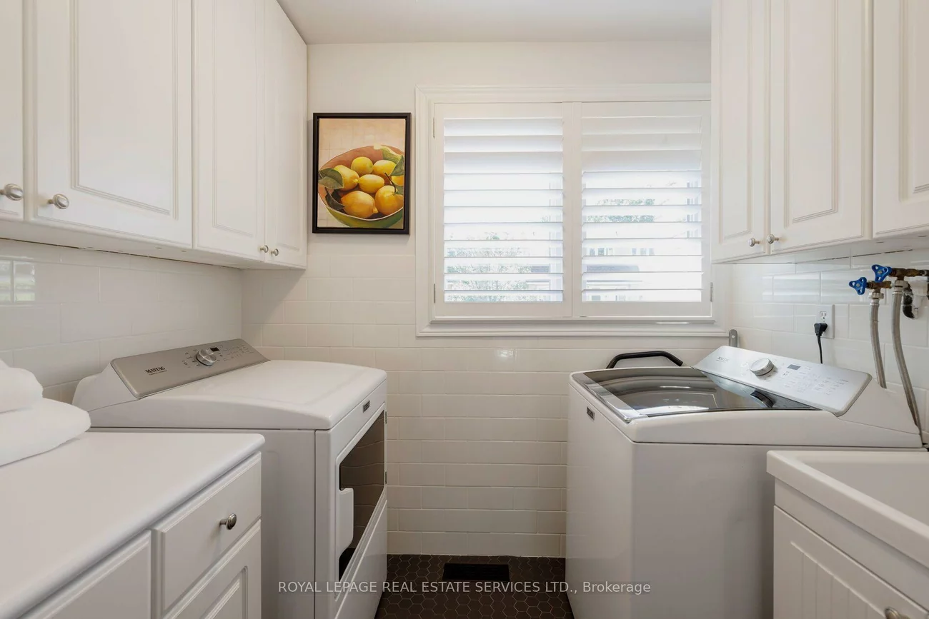 2236, Marine, 1001 - BR Bronte, Oakville