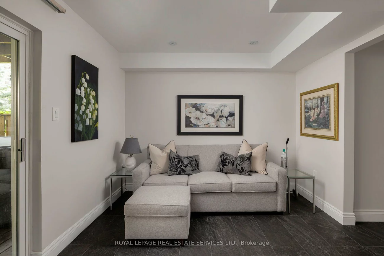 2236, Marine, 1001 - BR Bronte, Oakville