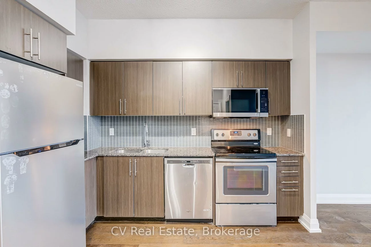 65, Speers, 1002 - CO Central, Oakville